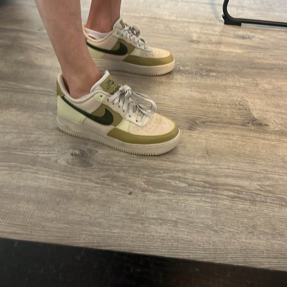 Nike Green and White Sneakers Classic Design